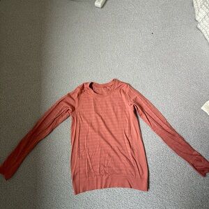 lululemon athletica Long Sleeve Lightweight Knit Top - Rust
